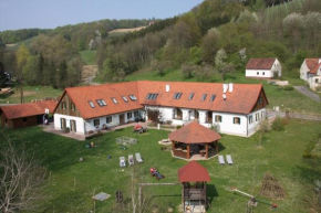 Kürbishof Gartner & Ferienhäuser im Weingarten, Fehring, Österreich